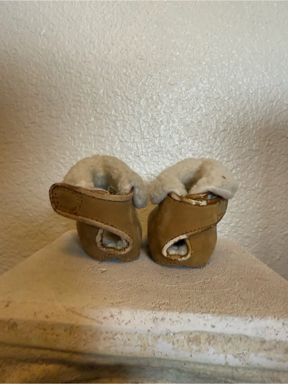 Rare Nike Infant Shearling-Lined‎ Booties Cream